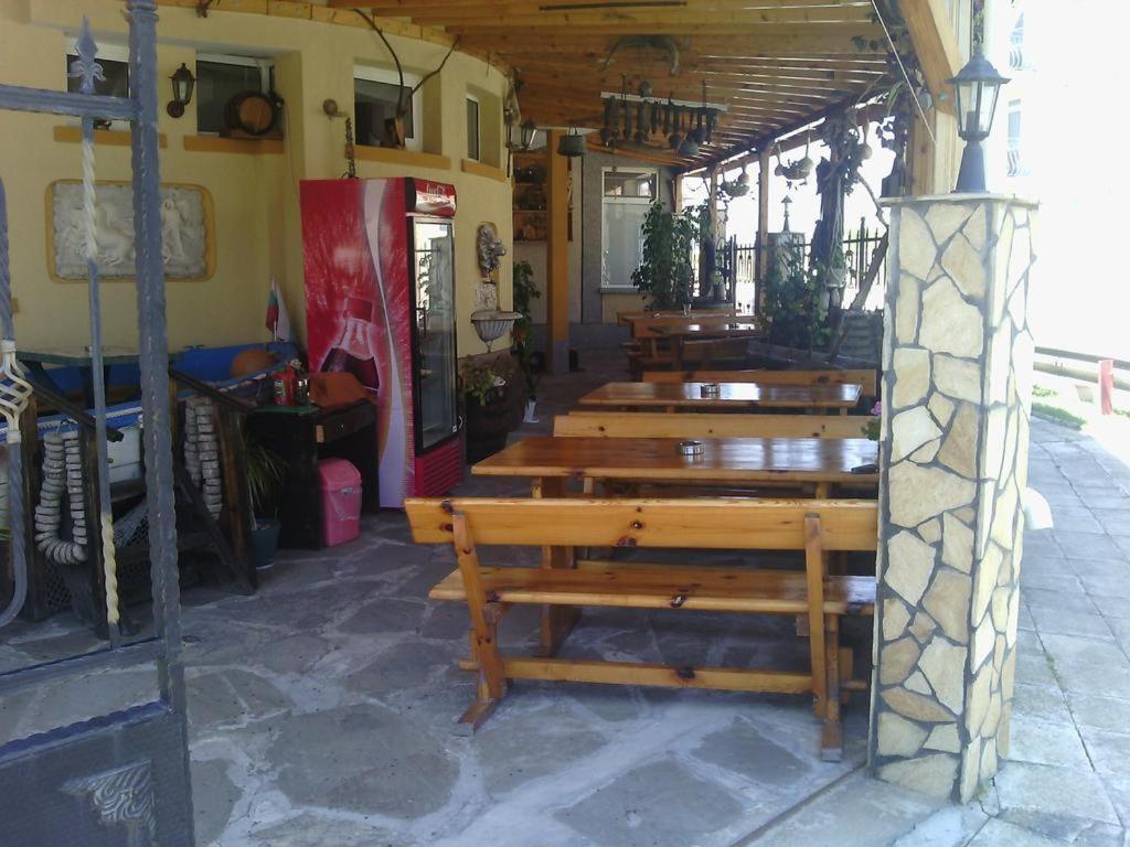 Семеен Хотел Бостън Rawda Exterior foto